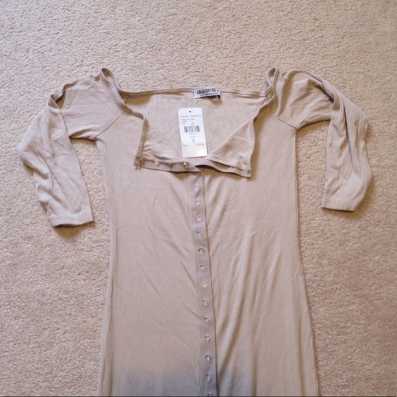 Fashion Nova Off Shoulder Dress - Picture 6 of 7